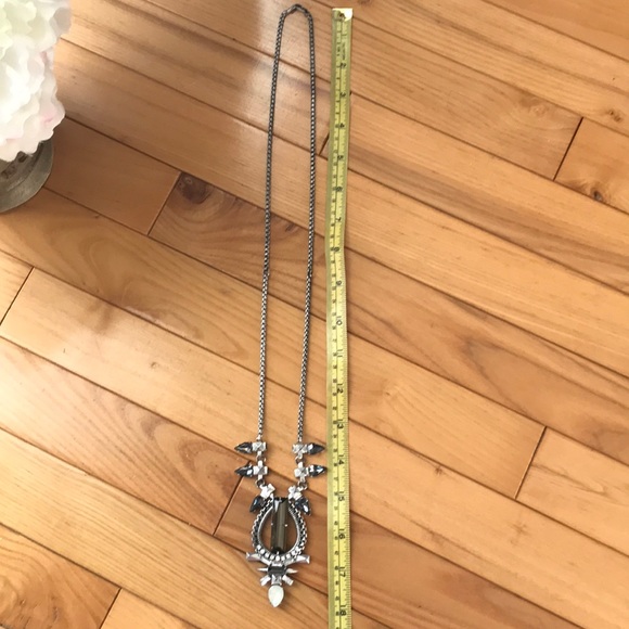 Lia Sophia Statement Necklace - Picture 4 of 4